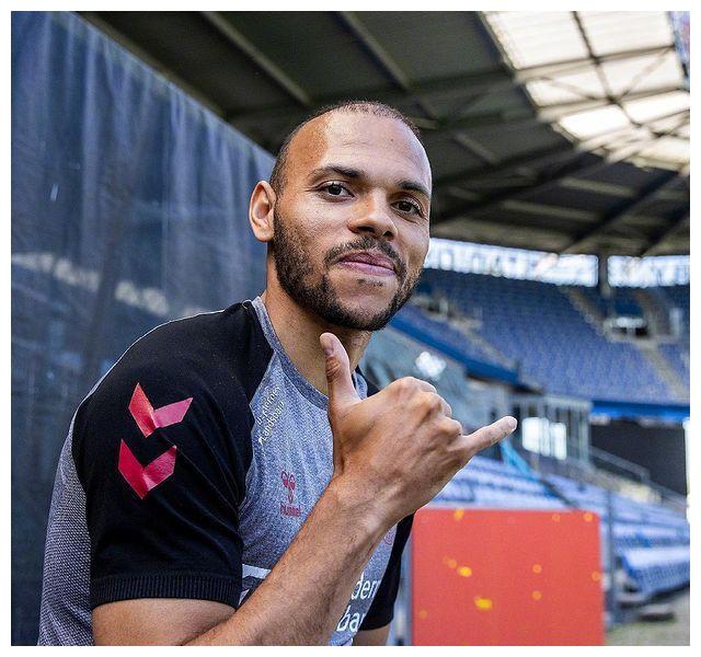 开云官网-赛后西汉姆调整名单以备欧洲杯，完成体检环节打磨，信心回归，训练强度显著提升的简单介绍